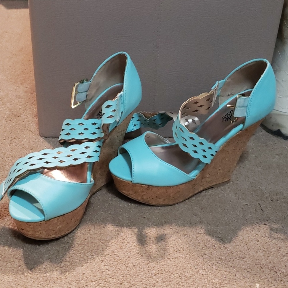 Sandles Wedges sz 7